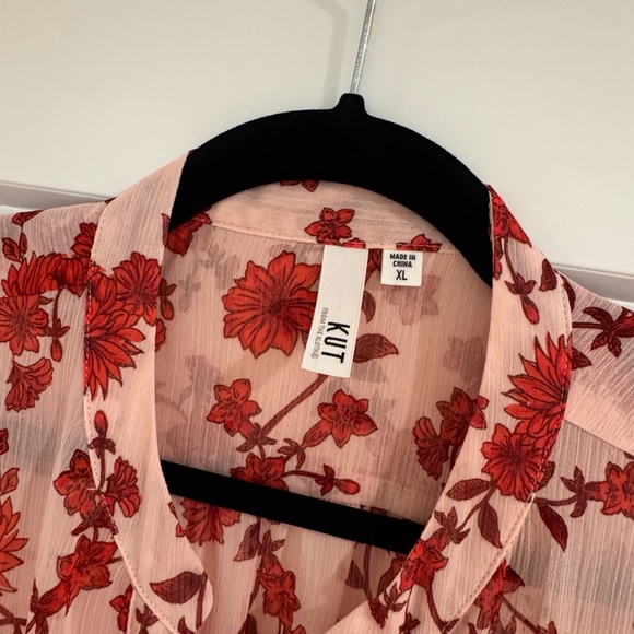 Kut from the Kloth‎ Red Floral Button Down Shirt - Picture 3 of 5